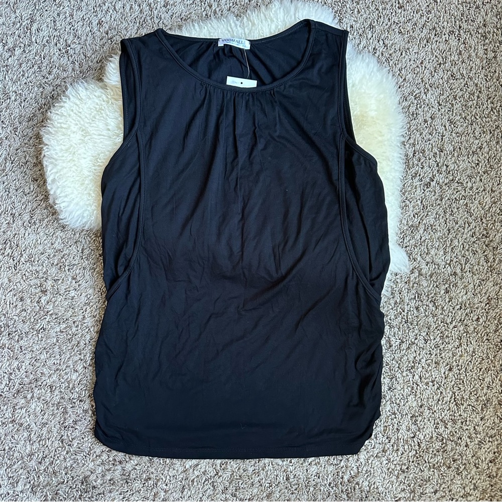 NWT Voomall black maternity nursing sleeveless top size L